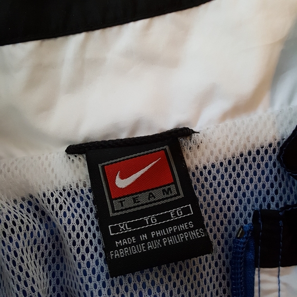 SOLD! Vtg Nike Windbreaker Jacket - Picture 6 of 7